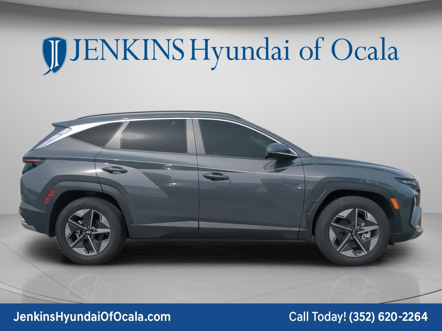 Used 2025 Ecotronic Gray Hyundai SEL Convenience image 3