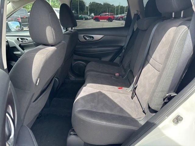 Used 2016 White Nissan SV image 23