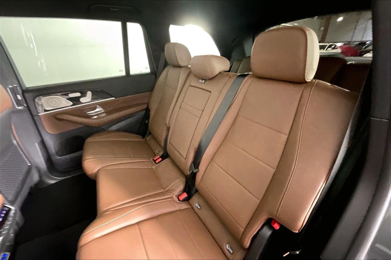 New 2026 Selenite Grey Metallic Mercedes-Benz GLS 450 image 24