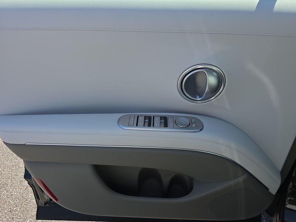 New 2026 Titan Green Hyundai Blue SEL 7P image 15