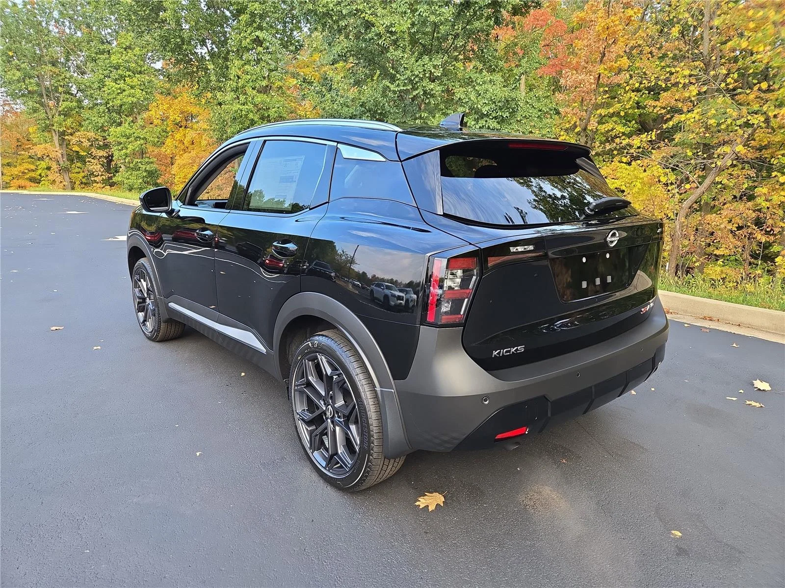 New 2026 Super Black Nissan SR image 6