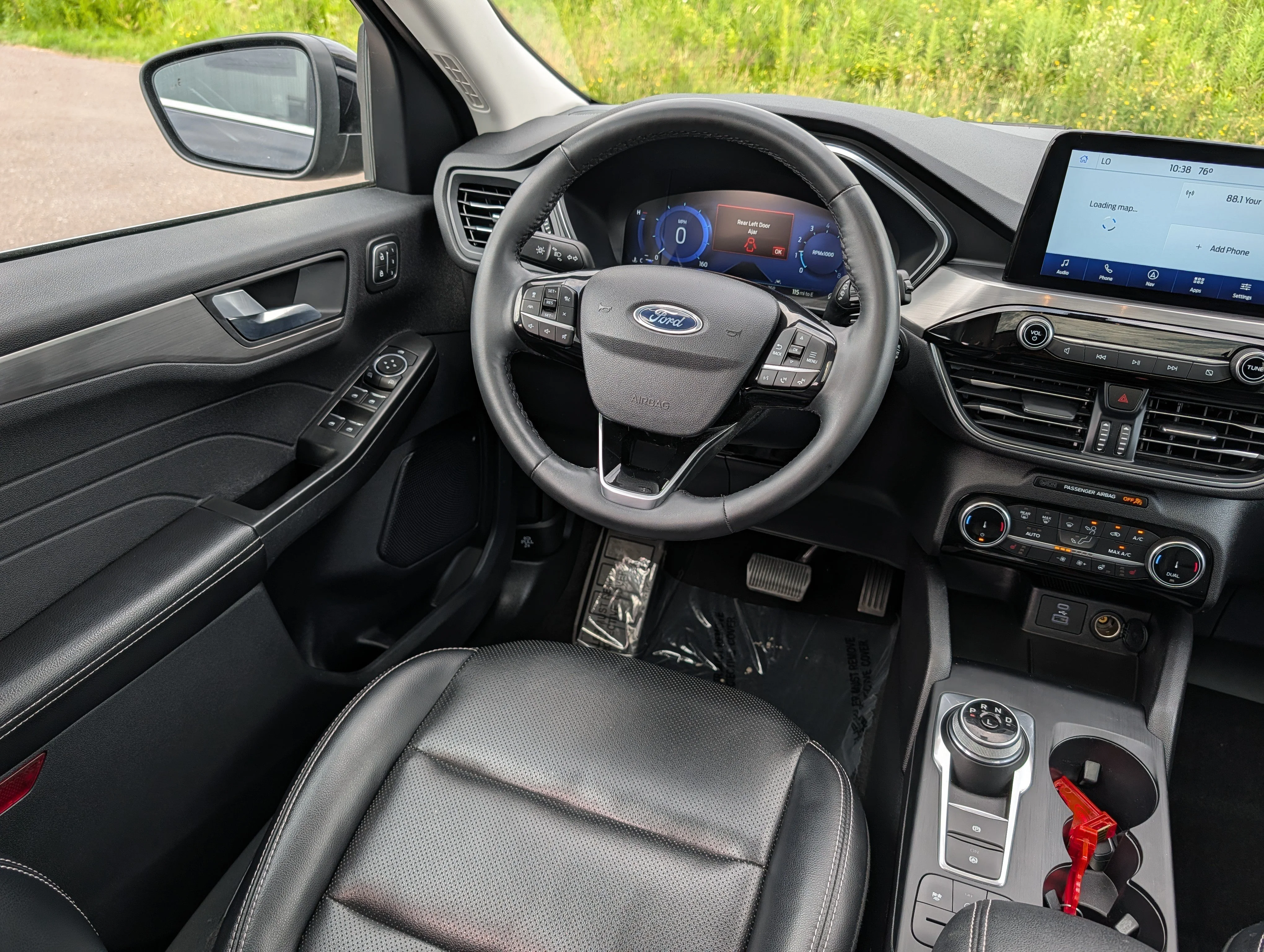 Used 2022 Agate Black Metallic Ford Titanium image 9