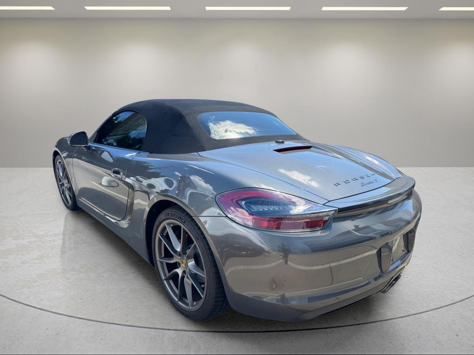 Used 2016 Agate Gray Metallic Porsche S image 5