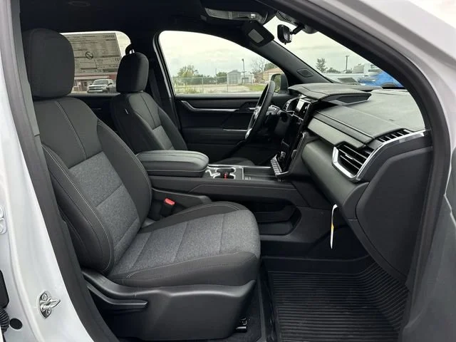2026 GMC Acadia Elevation - Photo 28