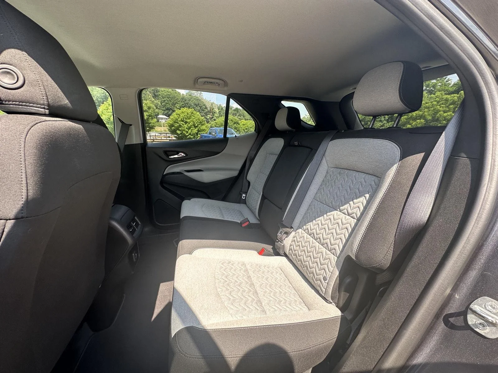 2022 Chevrolet Equinox 2FL - Photo 11