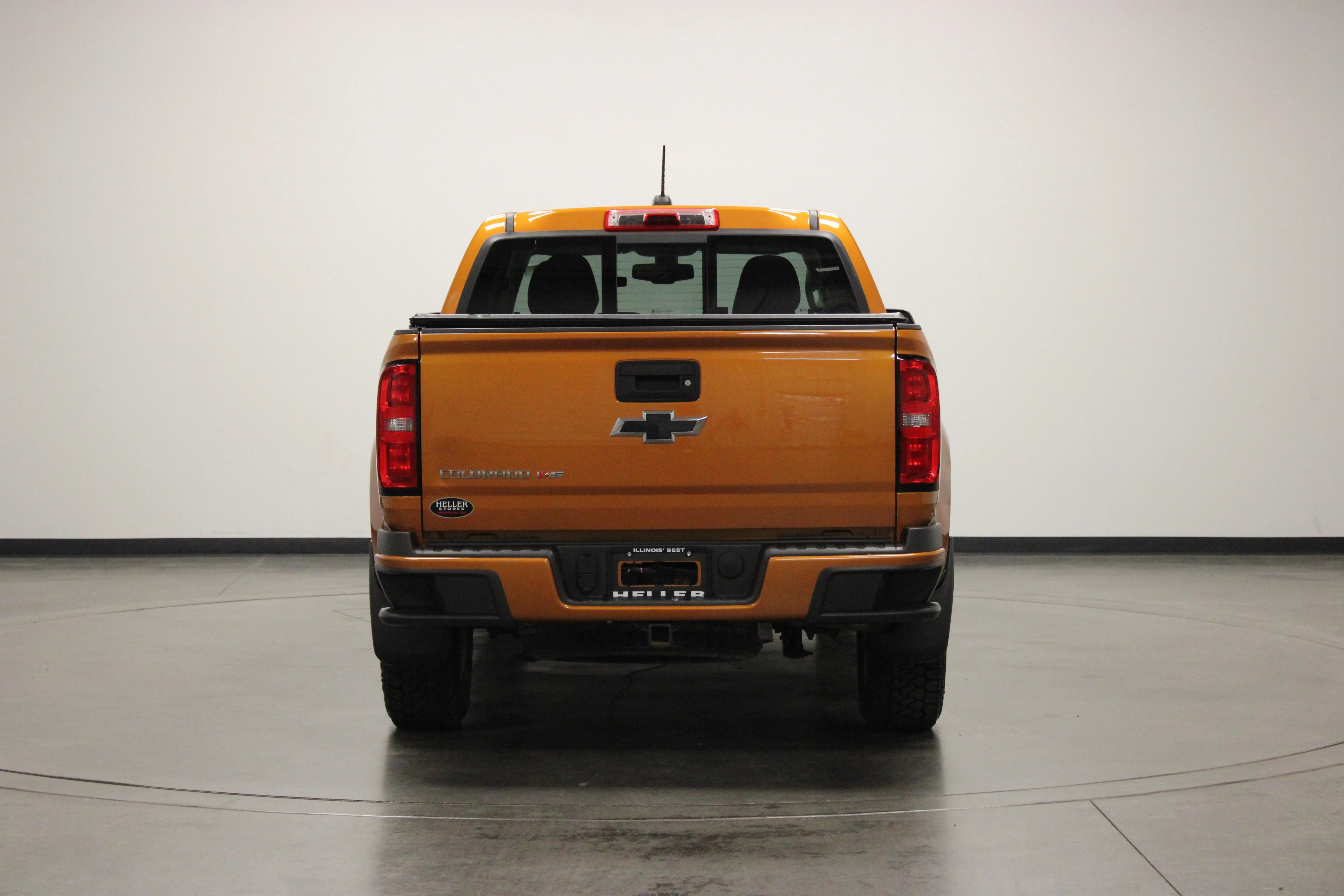 Used 2017 Burning Hot Metallic Chevrolet Z71 image 7