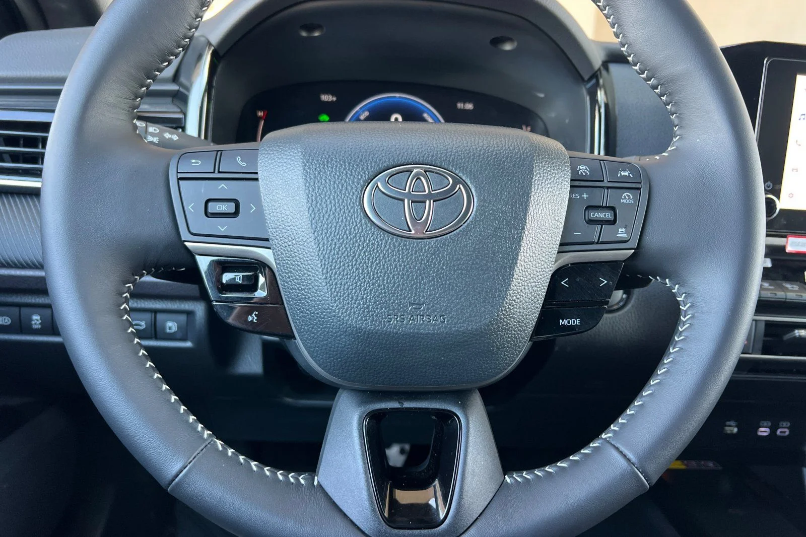 Used 2026  Toyota SE image 22