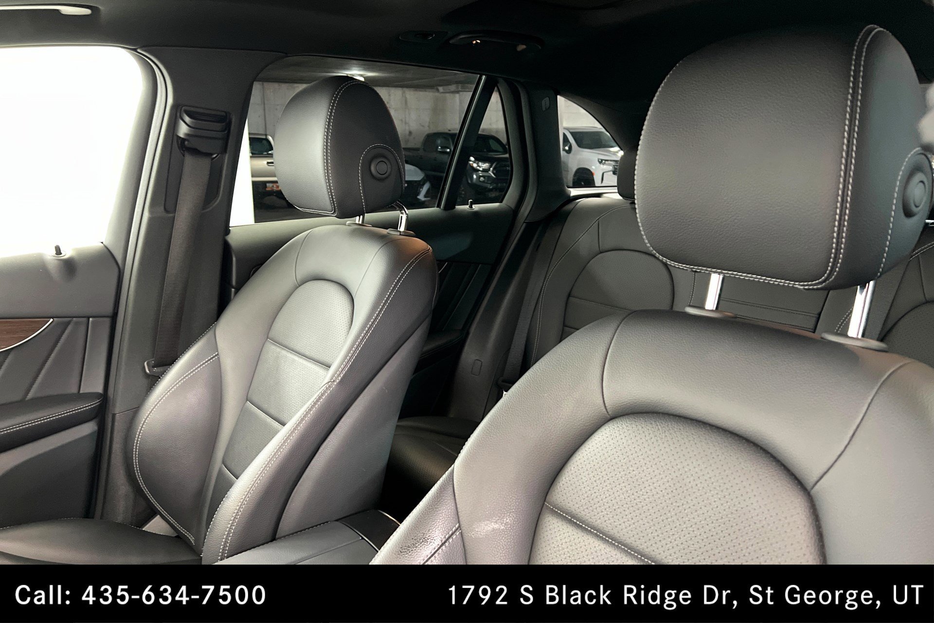 Certified Used 2022 CIRRUS SILVER METALLIC Mercedes-Benz GLC 300 image 17