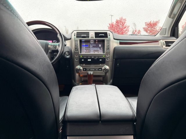 Used 2018 Gray Lexus 460 image 16