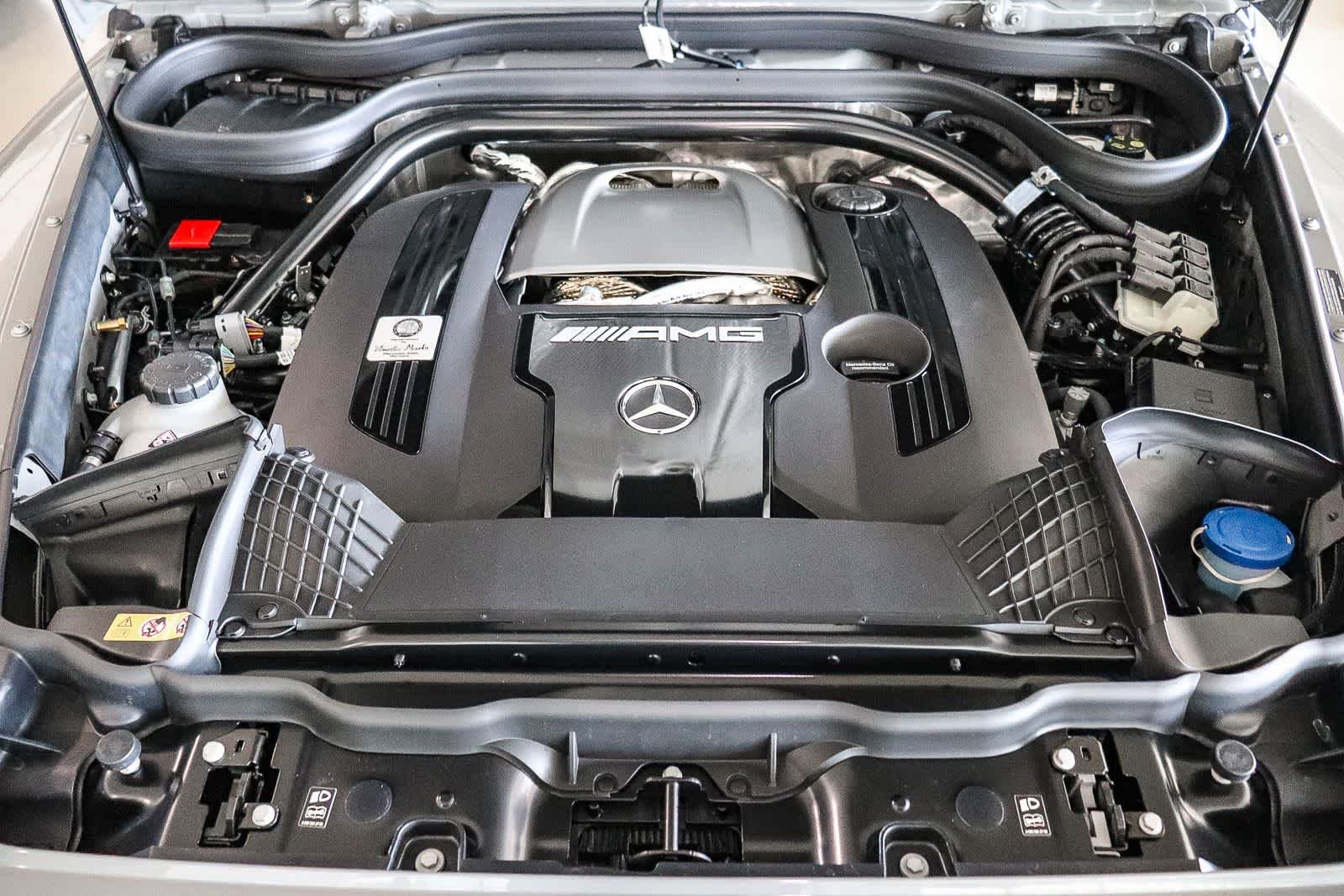 New 2027 MANUFAKTUR Arabian Grey Non- Metallic Mercedes-Benz AMG® G 63 image 13