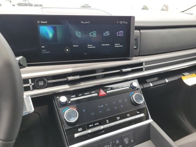 New 2027 Silver Hyundai SEL FWD image 15