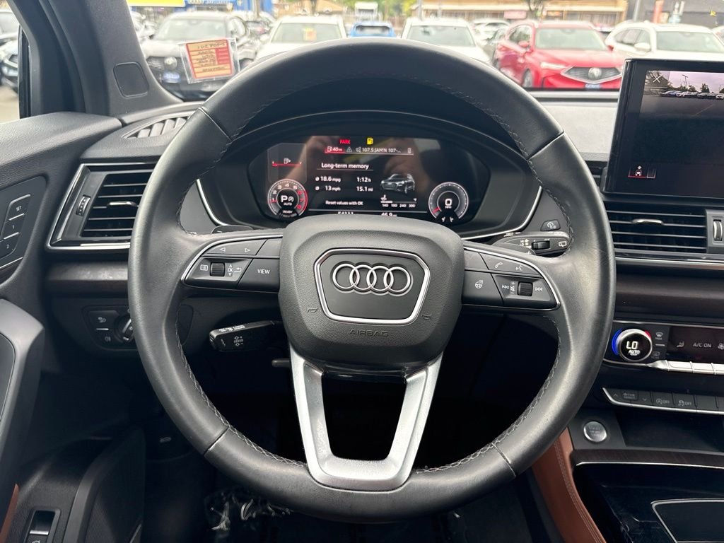 Used 2022 Florett Silver Metallic Audi 40 Premium Plus image 17
