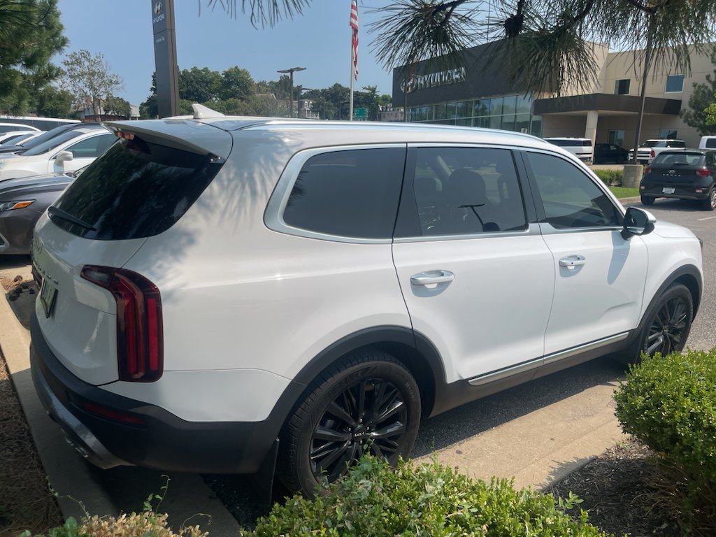 Used 2022 Glacial White Pearl Kia SX image 3
