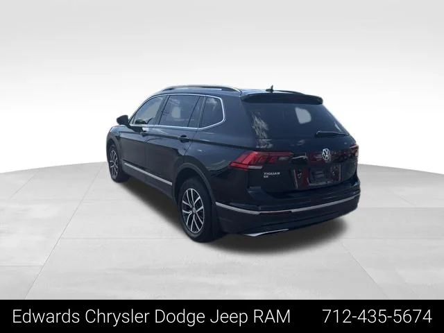 Used 2020 Black Volkswagen 2.0T SE image 6