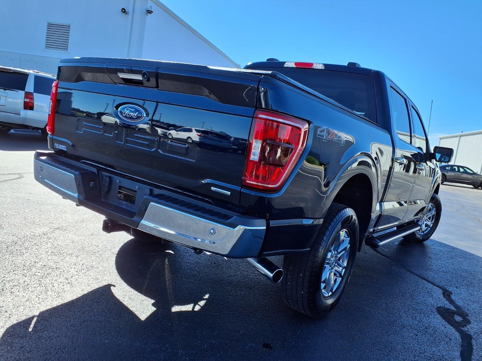 Used 2022 Blue Ford XLT image 33