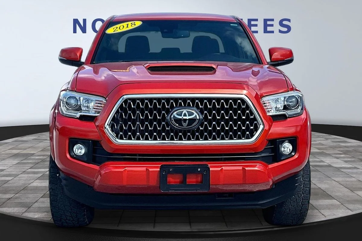 Used 2018  Toyota TRD Sport image 2