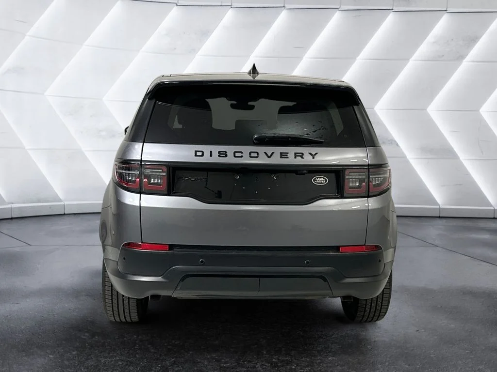 Used 2022  Land Rover S image 5
