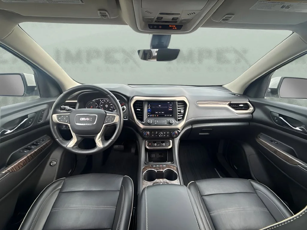 Used 2021 White GMC Denali image 9