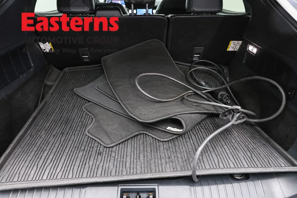 Used 2021 Silver Ford Select image 9