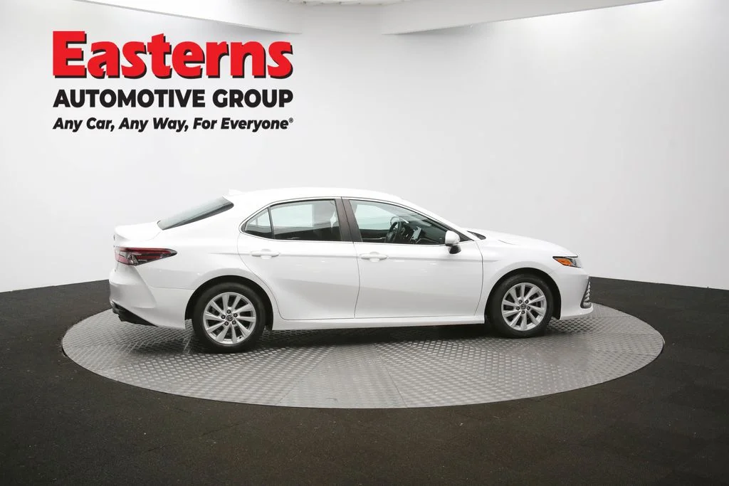 Used 2022 White Toyota LE image 41