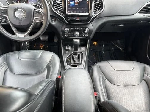 Used 2019 White Jeep Limited image 10