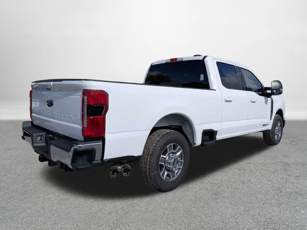 New 2026 Oxford White Ford F-250® Lariat® image 3