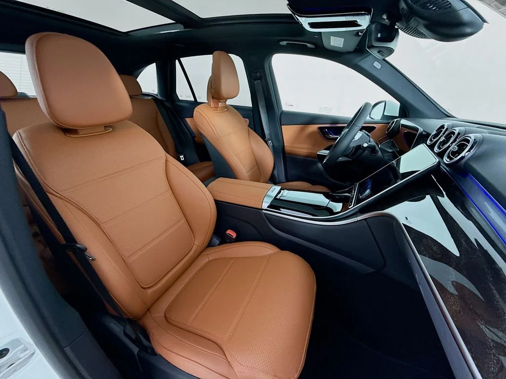 New 2026 Polar White Mercedes-Benz GLC 300 image 28