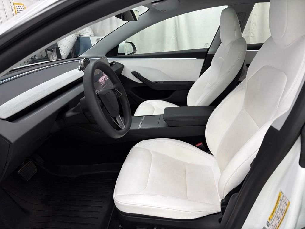 Used 2025 White Tesla Long Range image 13