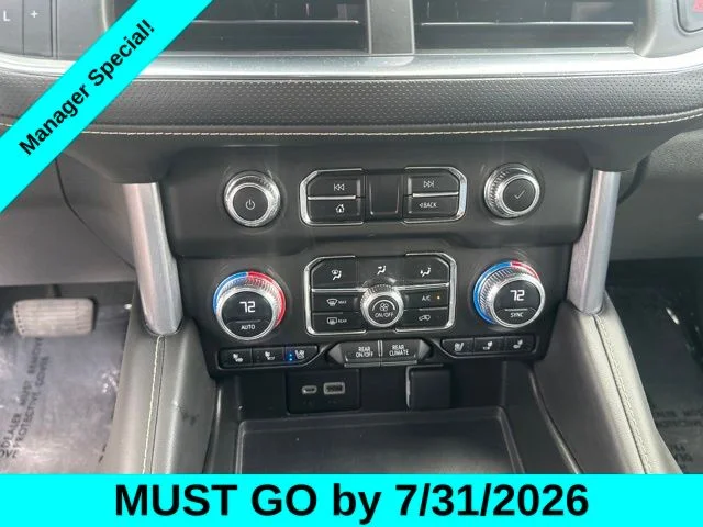 Used 2023 White GMC SLT image 24