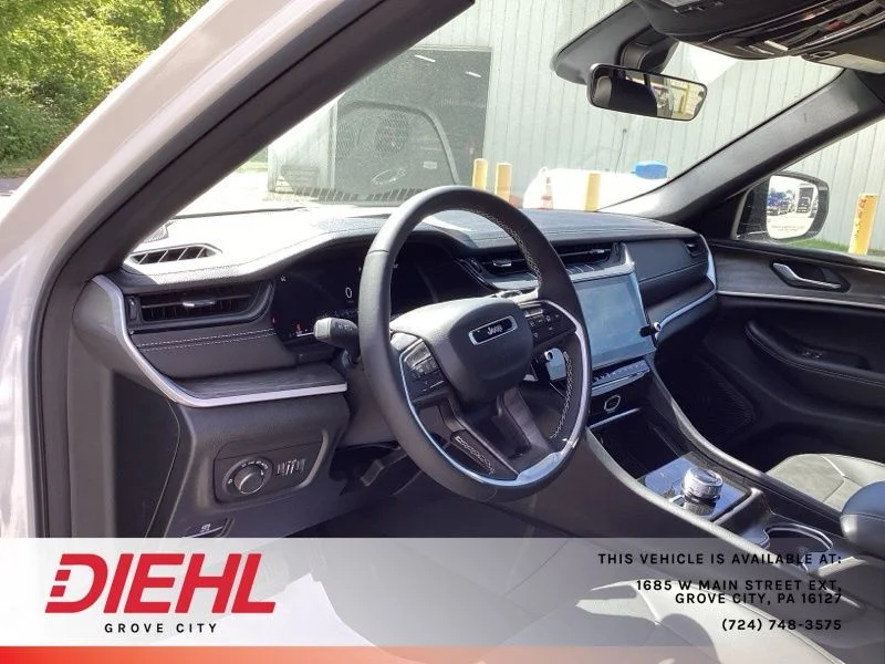 Used 2026 White Jeep Altitude image 21