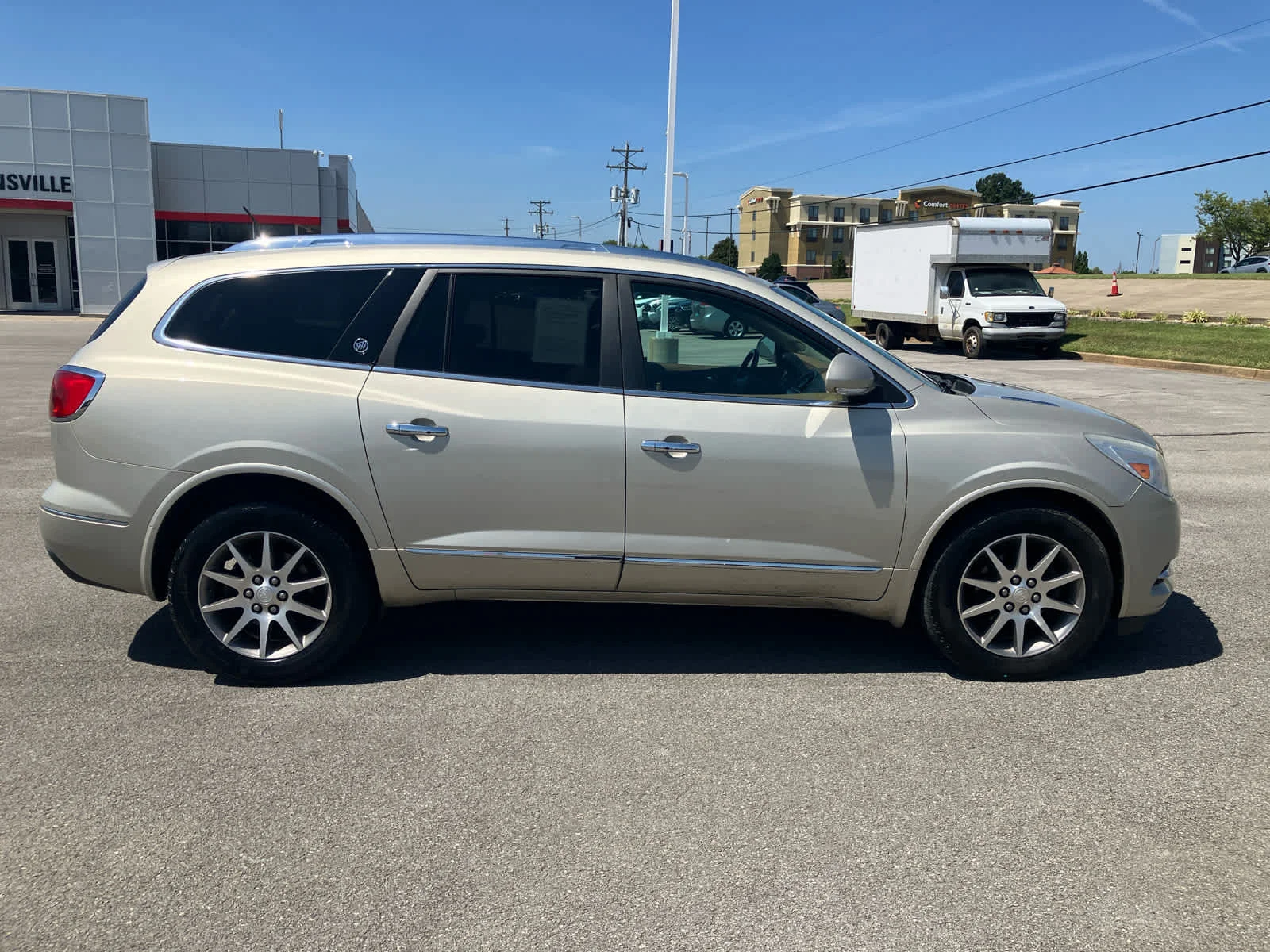 Used 2013 Champagne Silver Metallic Buick Leather image 6