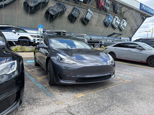 2023 Tesla Model 3 -'s photo