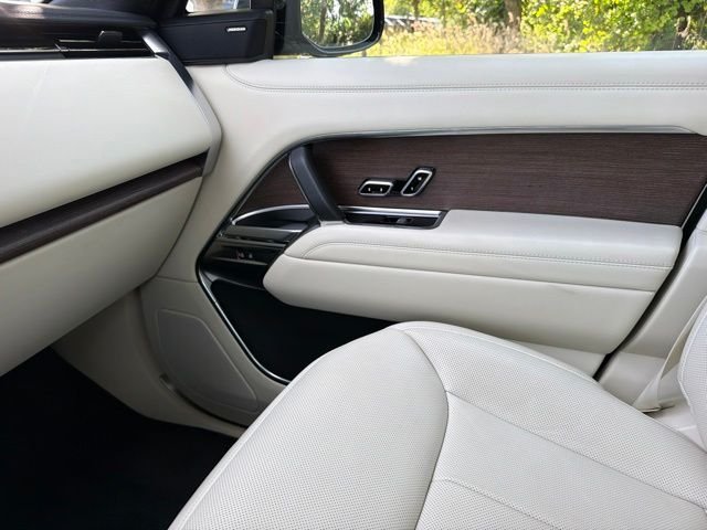 Certified Used 2025 Blue Land Rover SE image 25