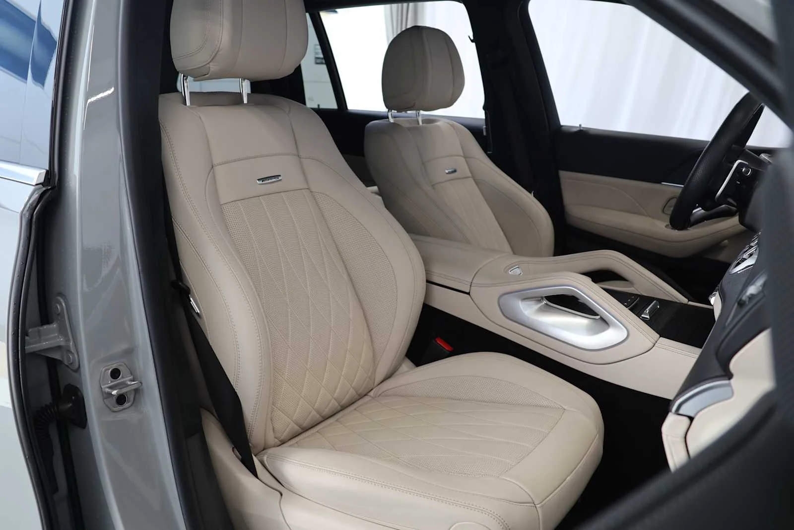 Used 2024 MANUFAKTUR Alpine Grey Mercedes-Benz AMG® GLS 63 image 13