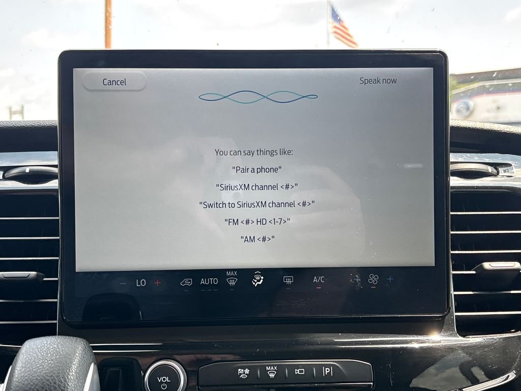 2023 Ford Transit Passenger Van XLT - Photo 39