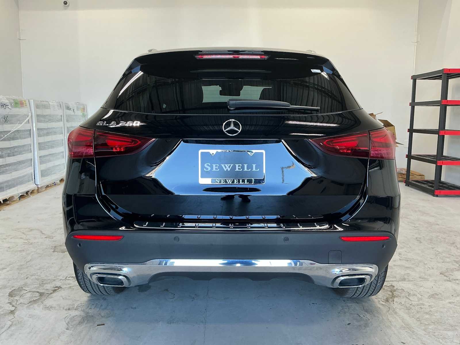 Certified Used 2026 Night Black Mercedes-Benz GLA 250 image 5