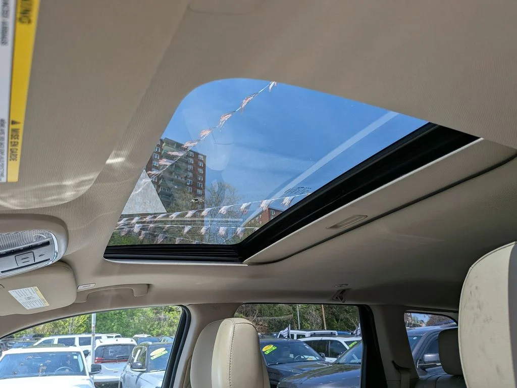 Used 2020 Black Jeep Limited image 23