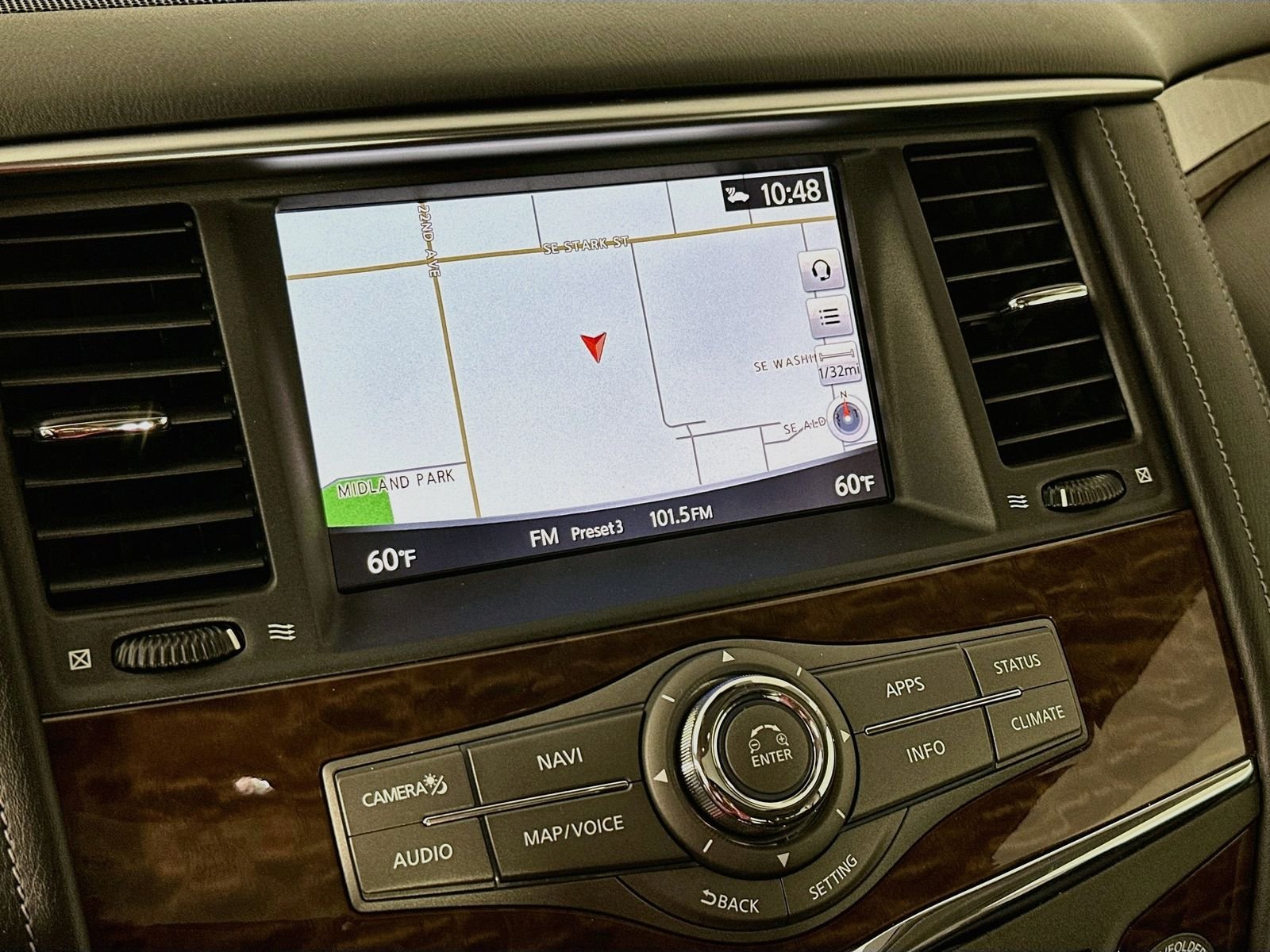 Used 2019 Gun Metallic Nissan SL image 13