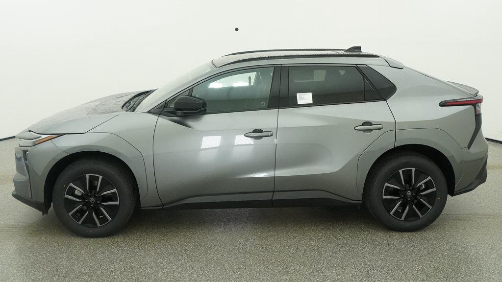 New 2026 Heavy Metal Toyota XLE image 3