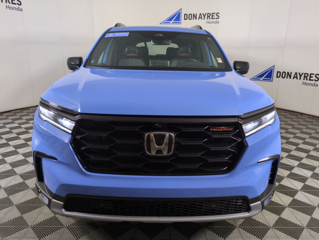 Certified Used 2025 Diffused Sky Pearl Honda TrailSport image 12