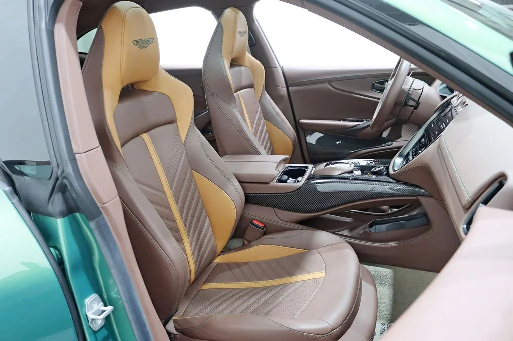 2023 Aston Martin DBX 707
