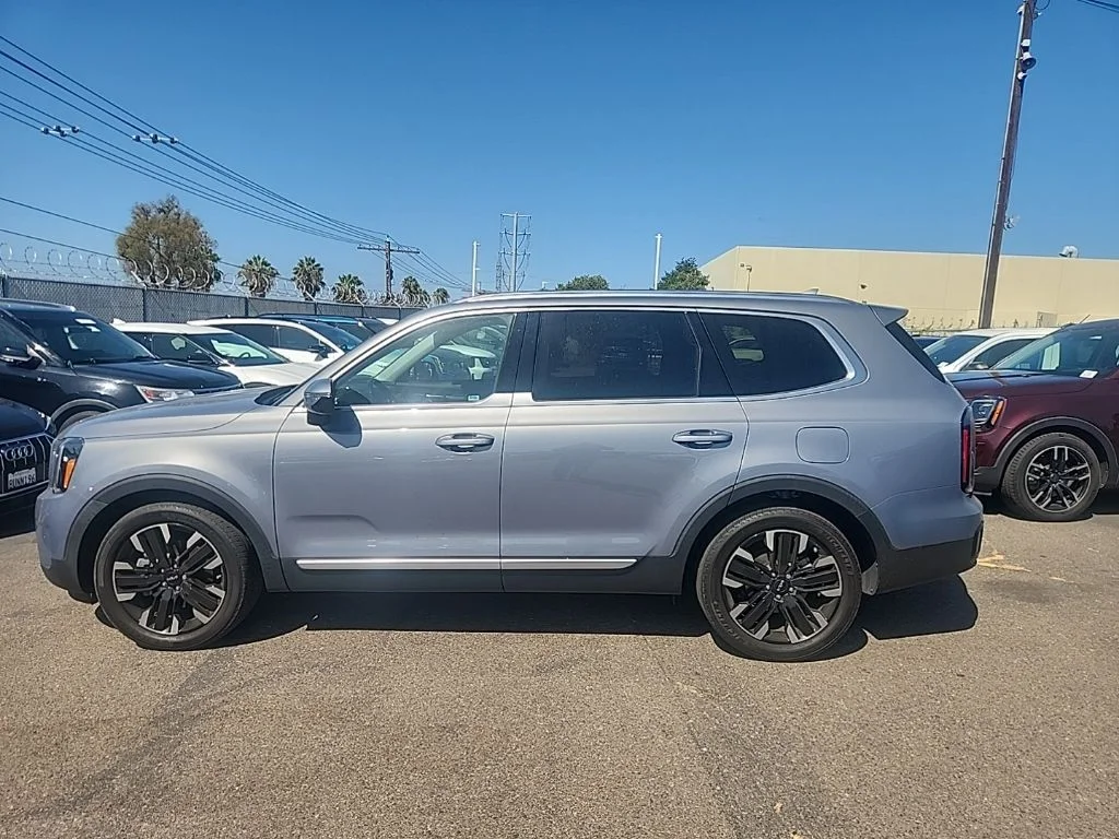Used 2024 Silver Kia SX-Prestige image 9