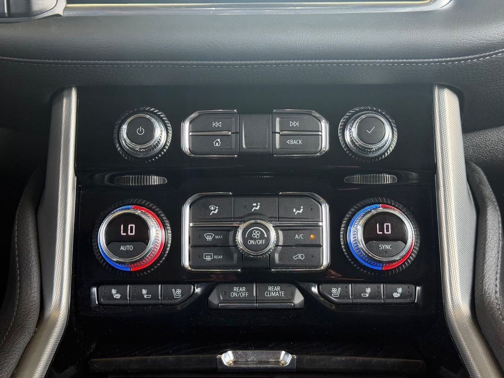 Used 2022 Black GMC Denali image 24