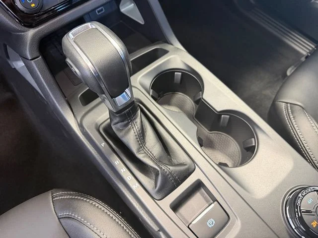 New 2026 Avalanche Ford Lariat image 18