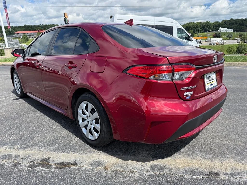 Used 2022 Red Toyota LE image 6