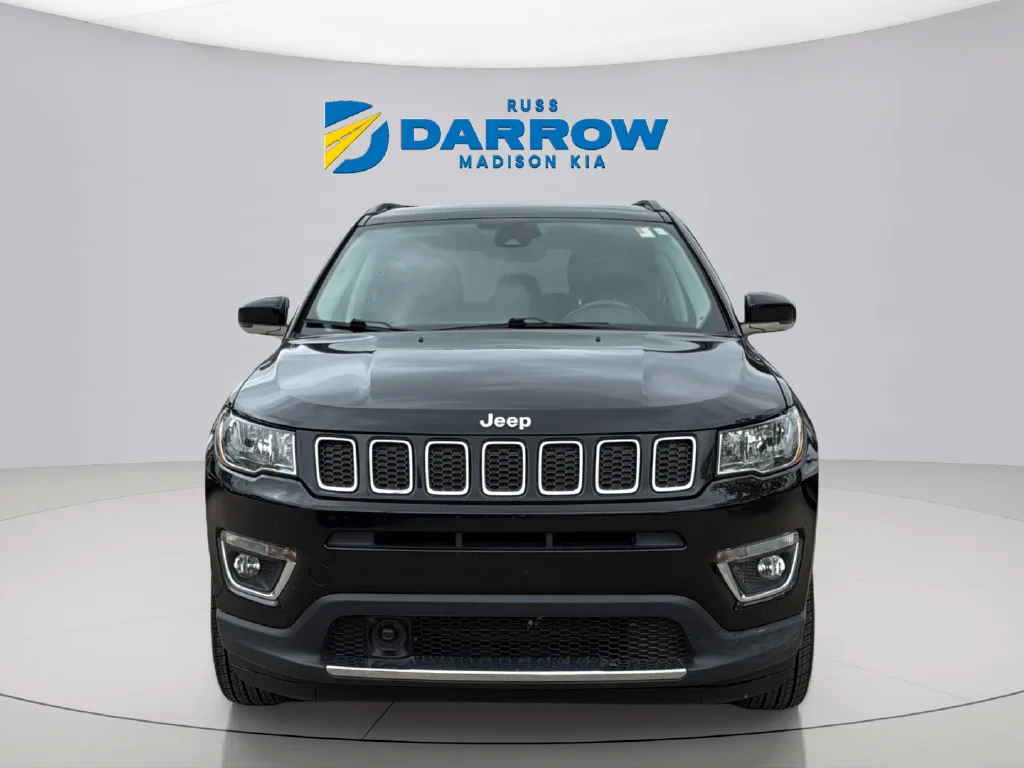 Used 2021 Diamond Black Crystal Pearlcoat Jeep Limited image 8