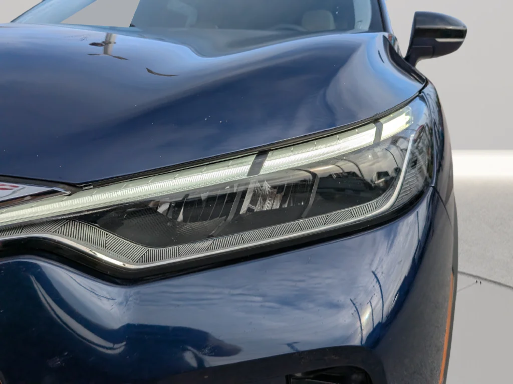 Used 2023 Blue INFINITI LUXE image 7