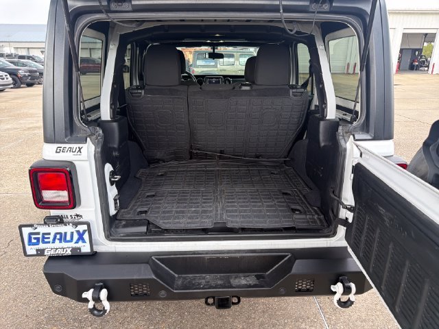 Used 2020 White Jeep Unlimited Sport Altitude image 10