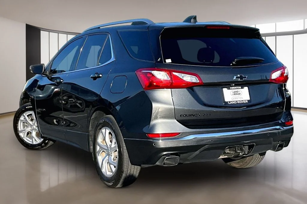 Used 2019 Gray Chevrolet LT image 4
