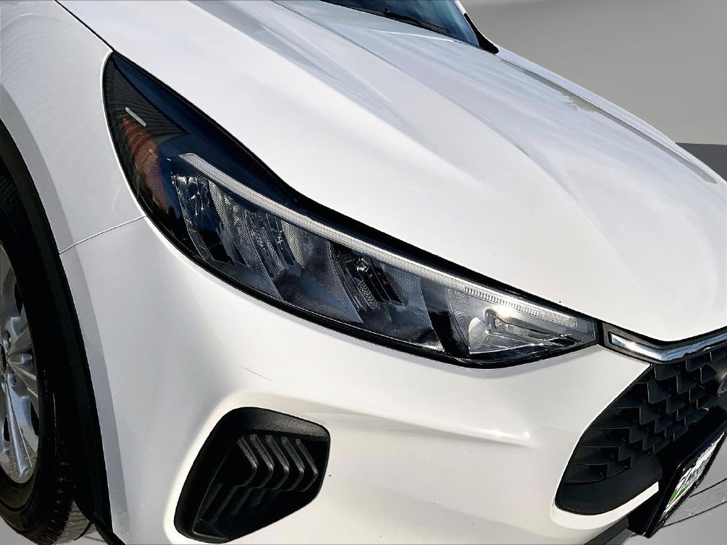 Used 2024 White Ford Active image 30